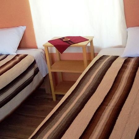 ホテルCasa Titicaca Amantani Ocosuyo エクステリア 写真